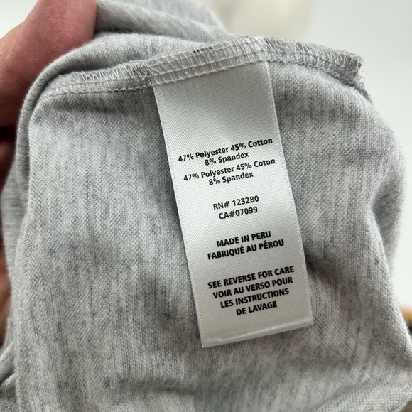 Men’s Travis Mathew Gray Blue Polo Shirt Striped Pima Cotton Size Large EUC - Picture 6 of 7